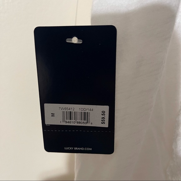 Lucky Brand tops M, L - Picture 4 of 6